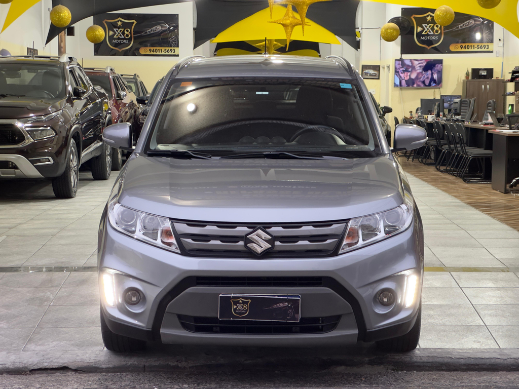 Suzuki Vitara Cinza