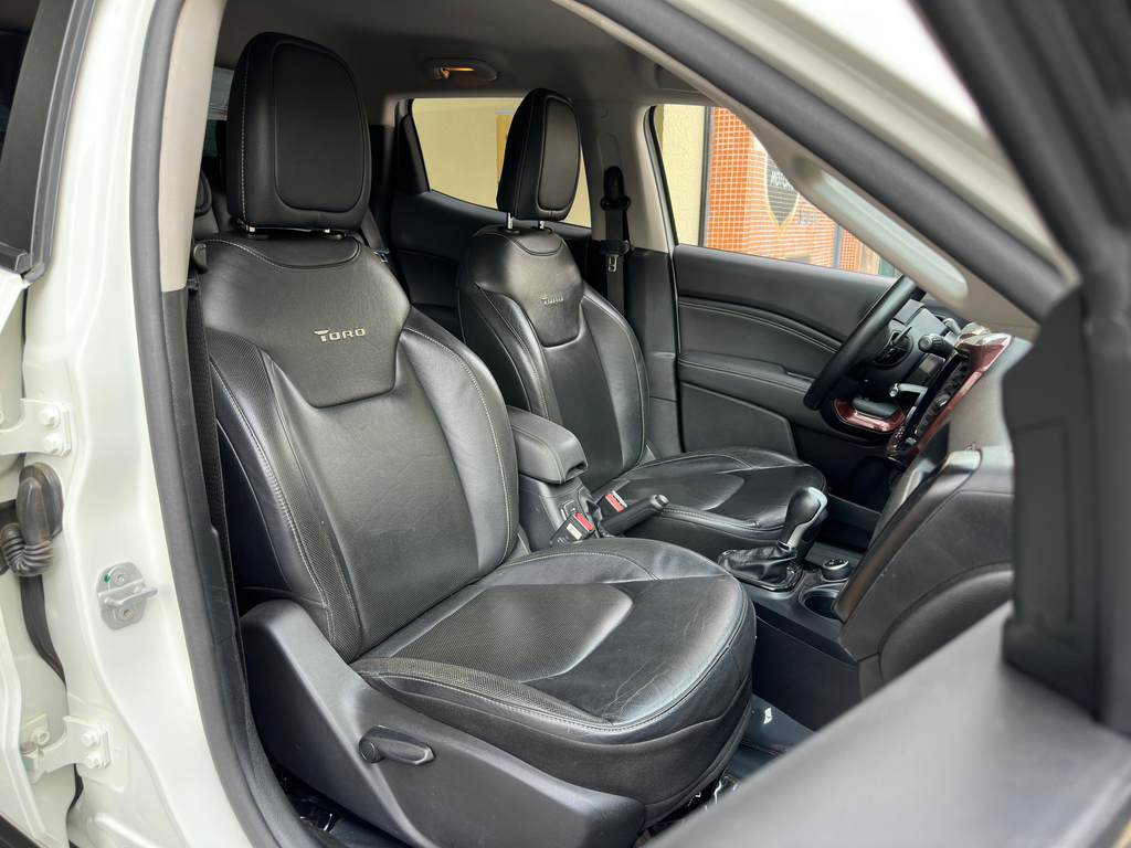Fiat Toro Branco