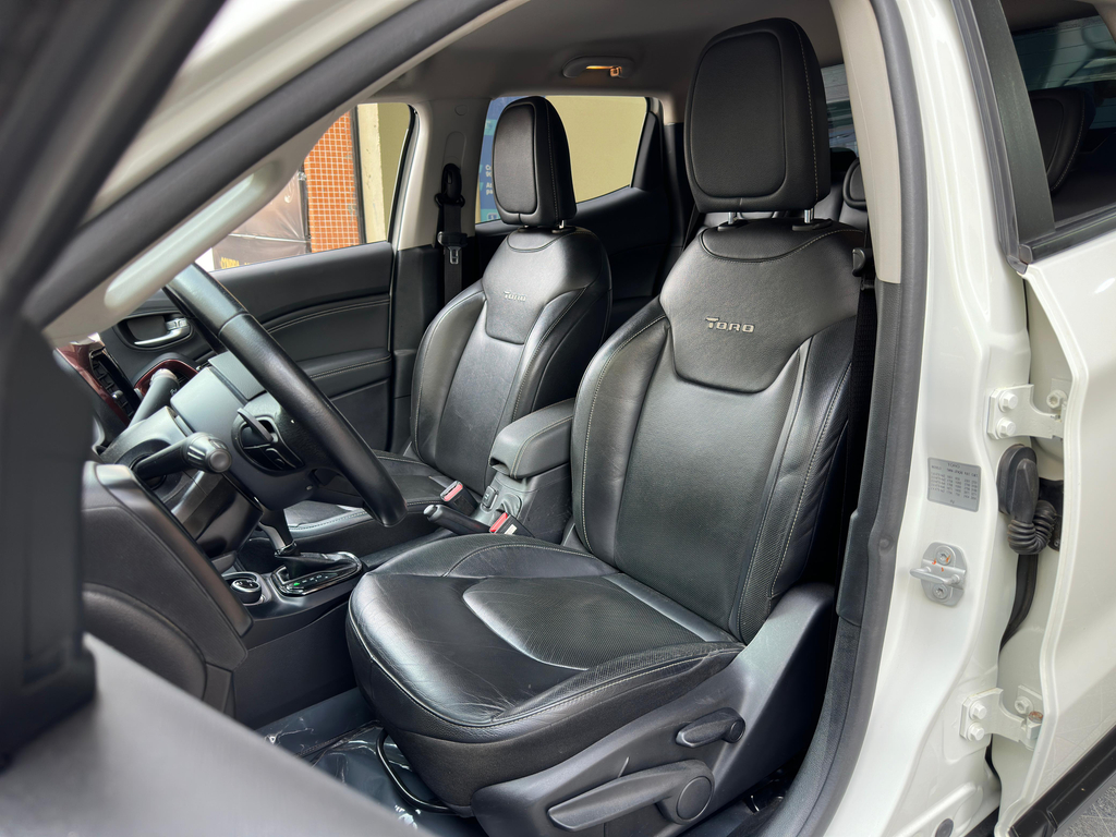 Fiat Toro Branco