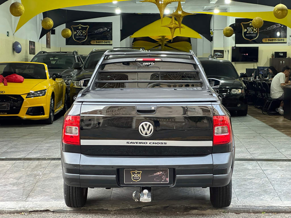 Volkswagen Saveiro Preto