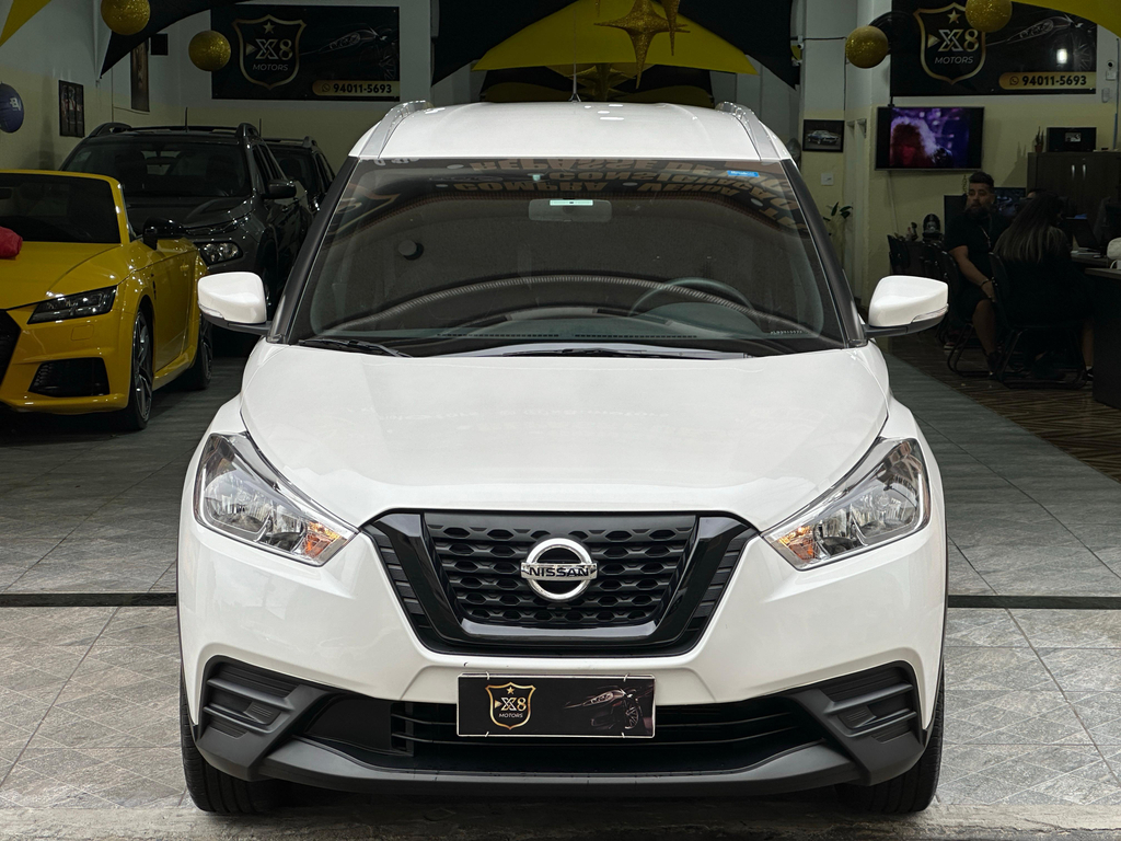 Nissan Kicks Branco