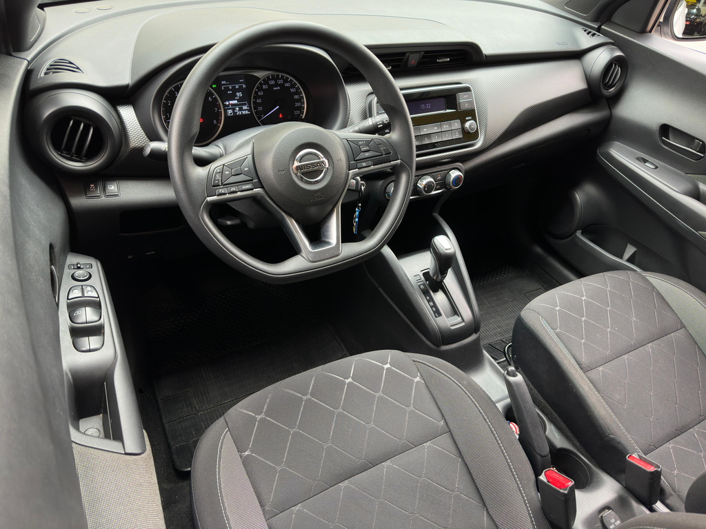 Nissan Kicks Branco