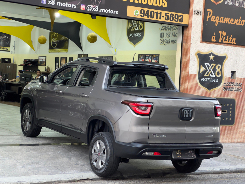 Fiat Toro Cinza