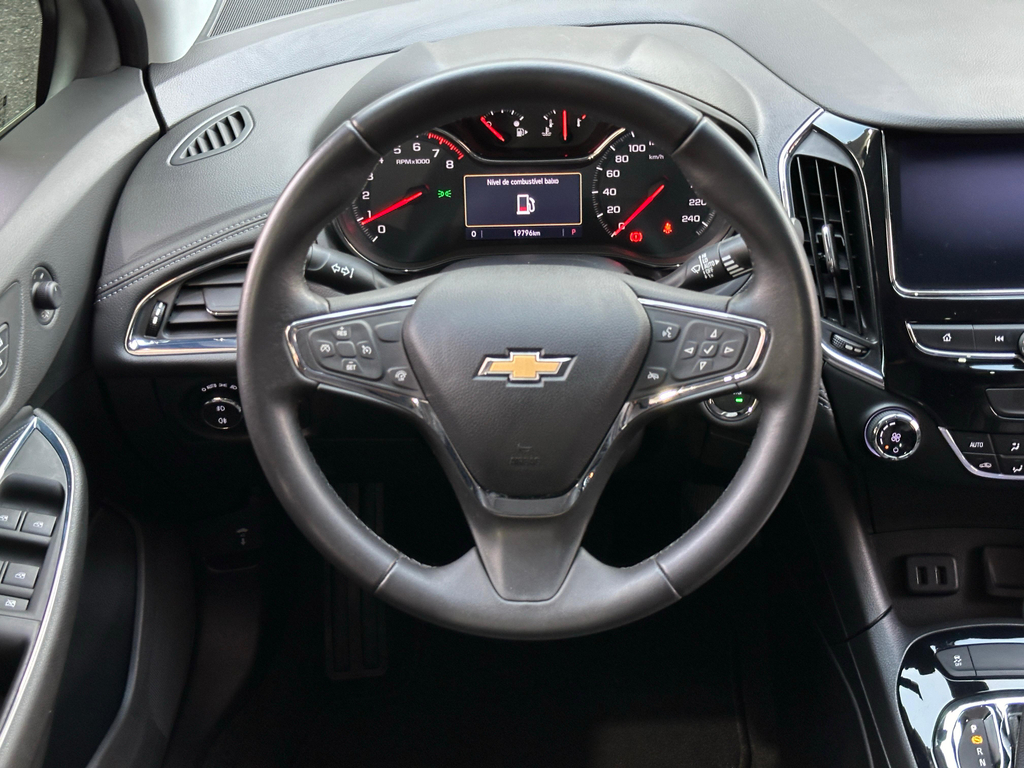 Chevrolet Cruze Sedan Prata