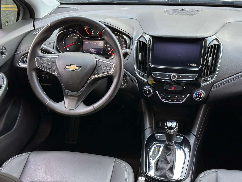 Chevrolet Cruze Sedan Prata