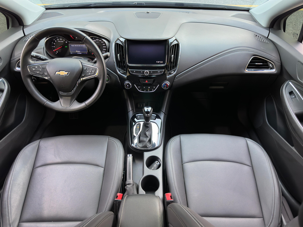 Chevrolet Cruze Sedan Prata