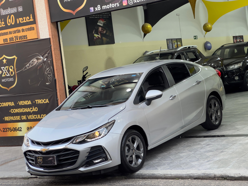 Chevrolet Cruze Sedan Prata