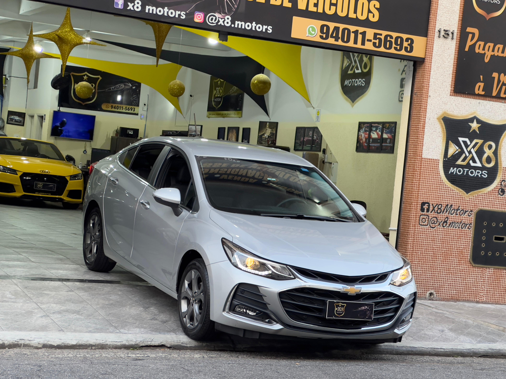 Chevrolet Cruze Sedan Prata
