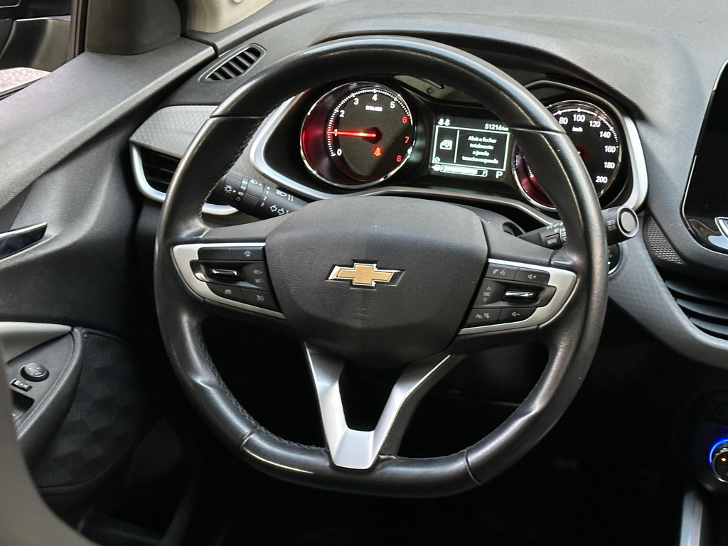 Chevrolet Onix Preto