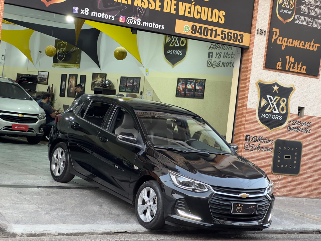 Chevrolet Onix Preto