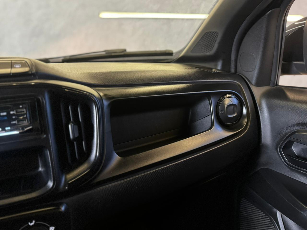 Fiat Strada Freedom 1.3 Flex 8V Cd - foto 18