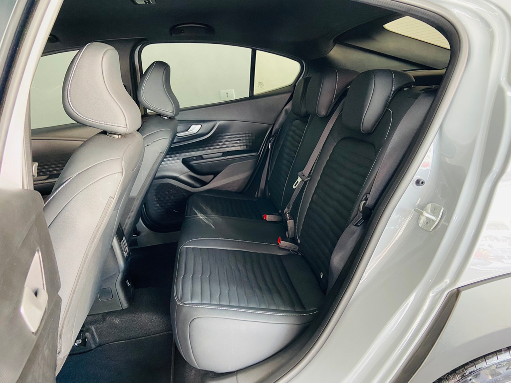 Fiat FASTBACK Cinza