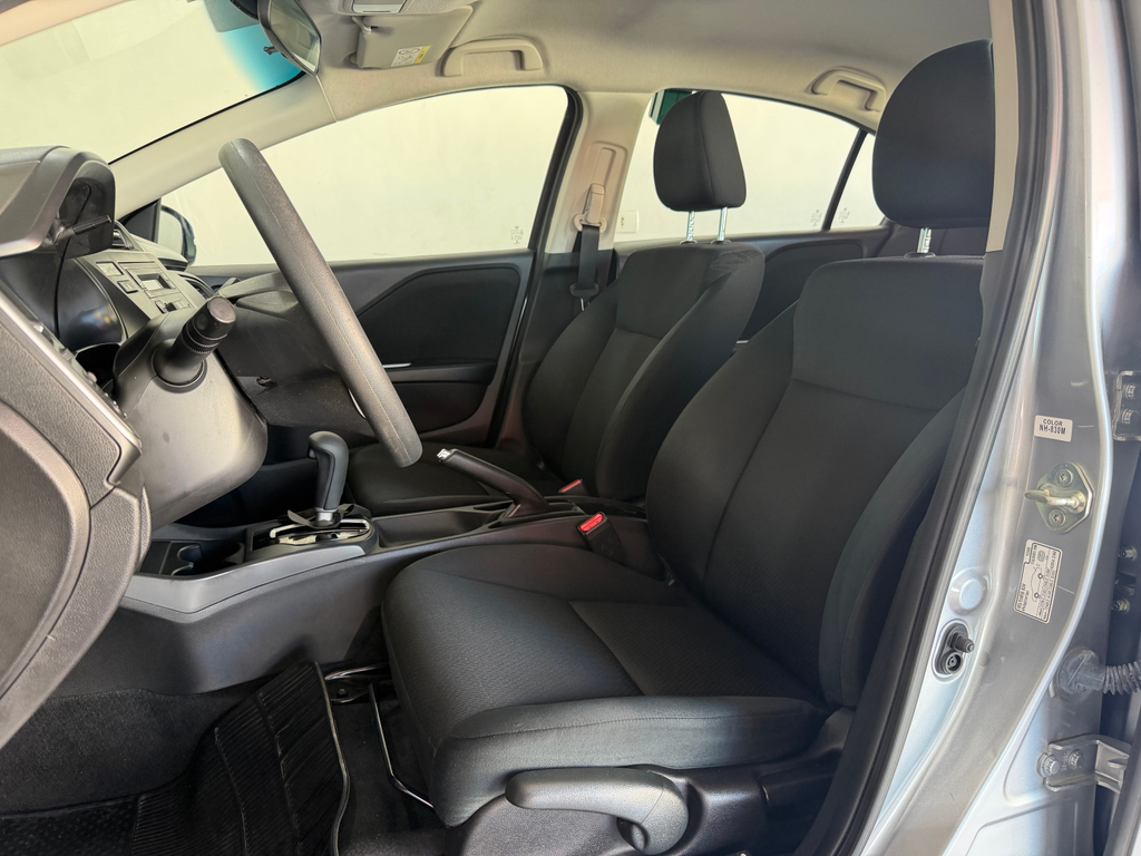 Honda City Prata