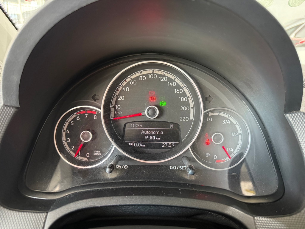 Volkswagen Up! Move Branco