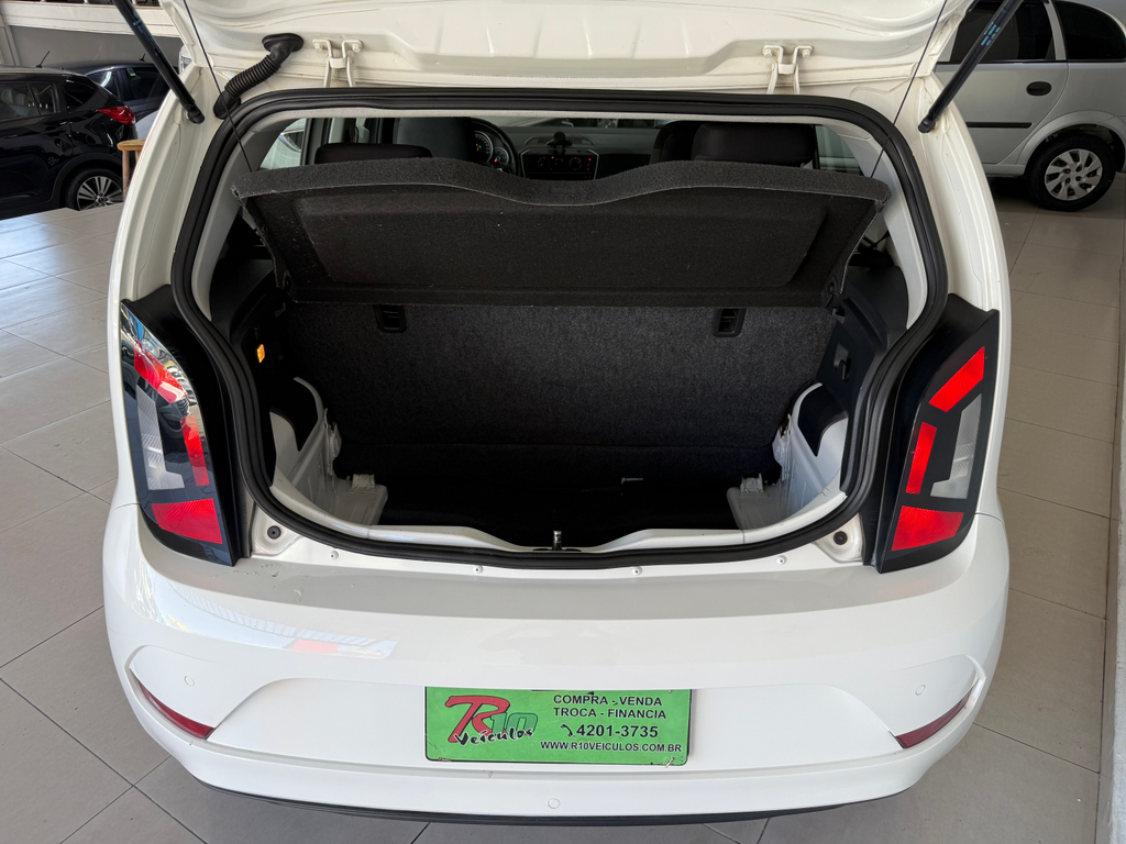 Volkswagen Up! Move Branco