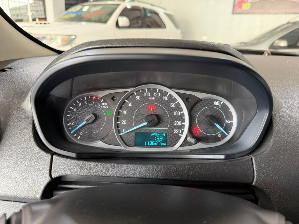 Ford Ka Branco