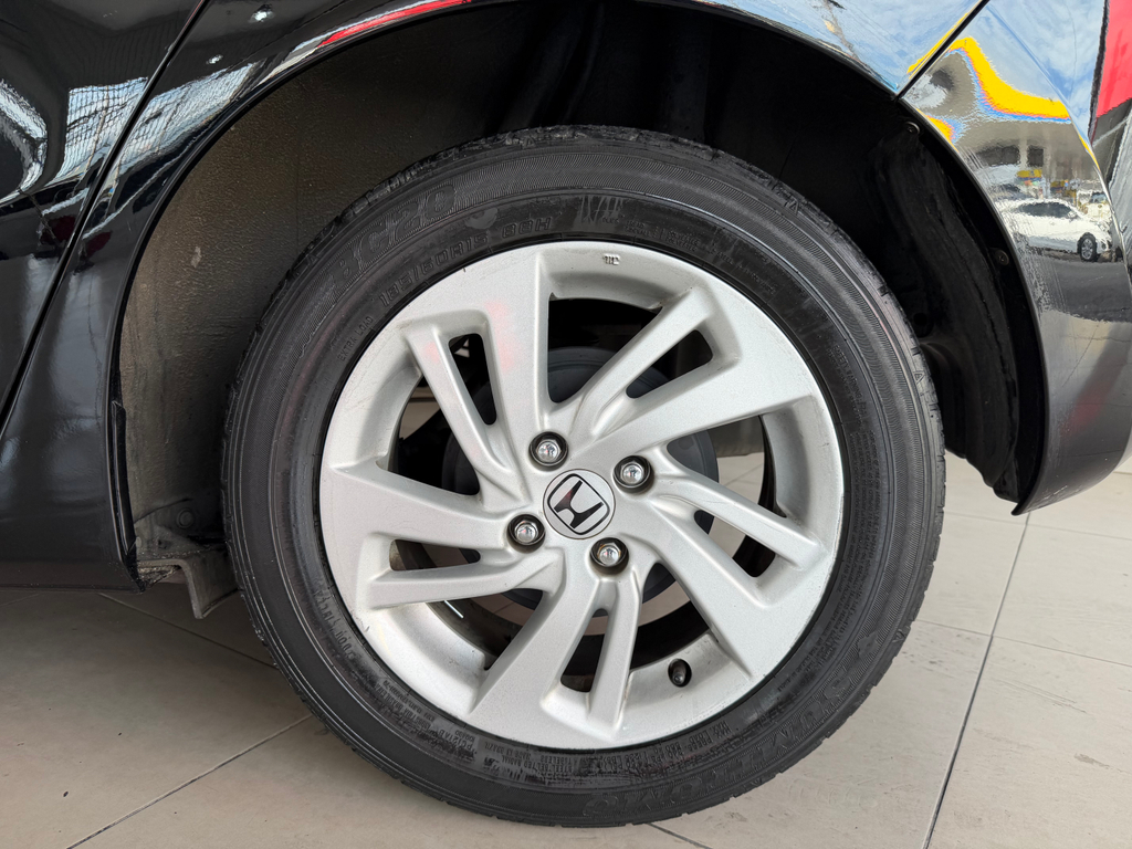 Honda Fit Preto