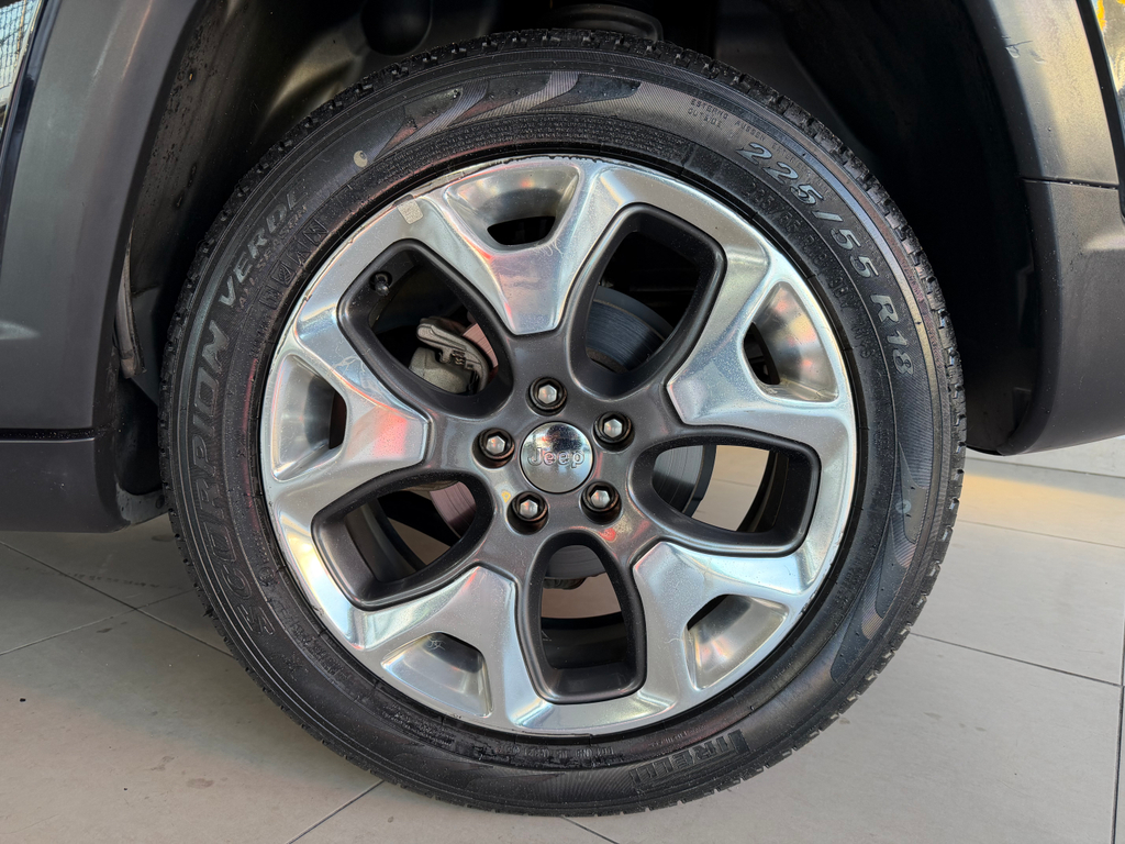 Jeep Compass Preto