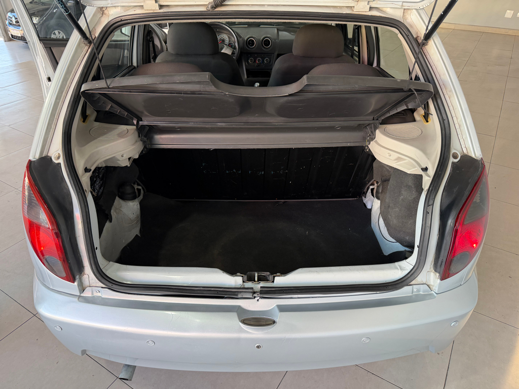 Chevrolet Celta Prata