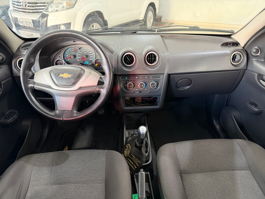 Chevrolet Celta Prata