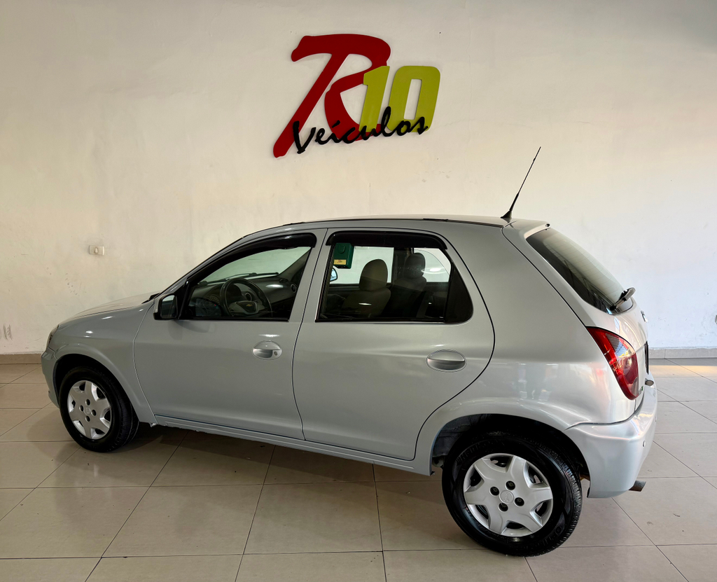 Chevrolet Celta Prata
