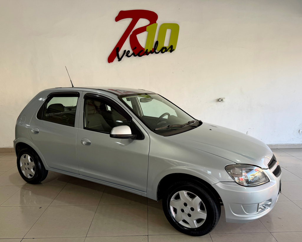 Chevrolet Celta Prata