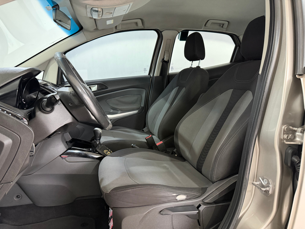 Ford EcoSport Prata