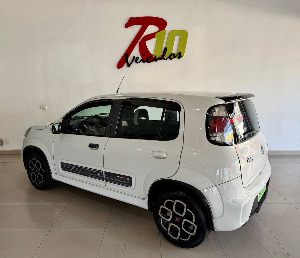 Fiat Uno Branco