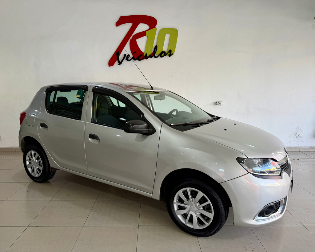 Renault Sandero Prata