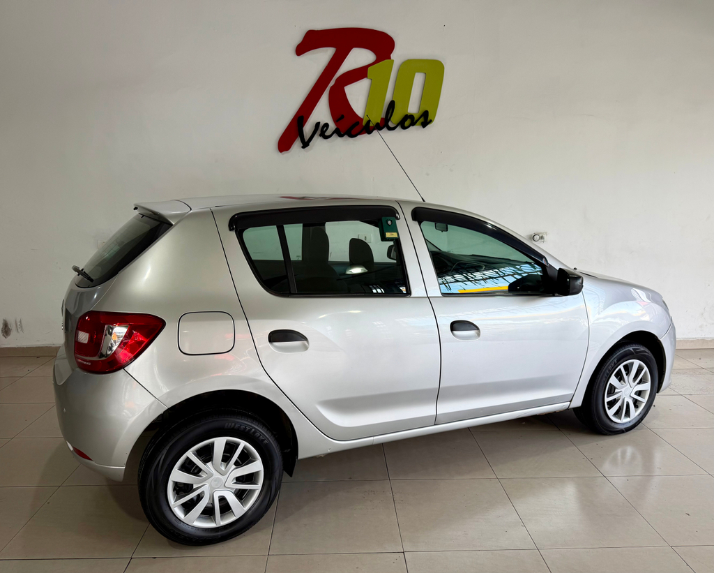 Renault Sandero Prata