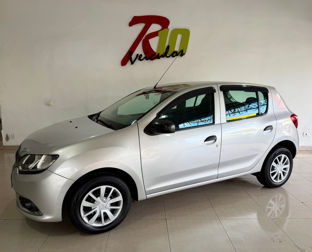 Renault Sandero Prata