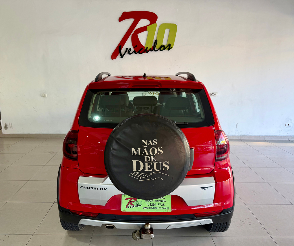 Volkswagen CrossFox Vermelho