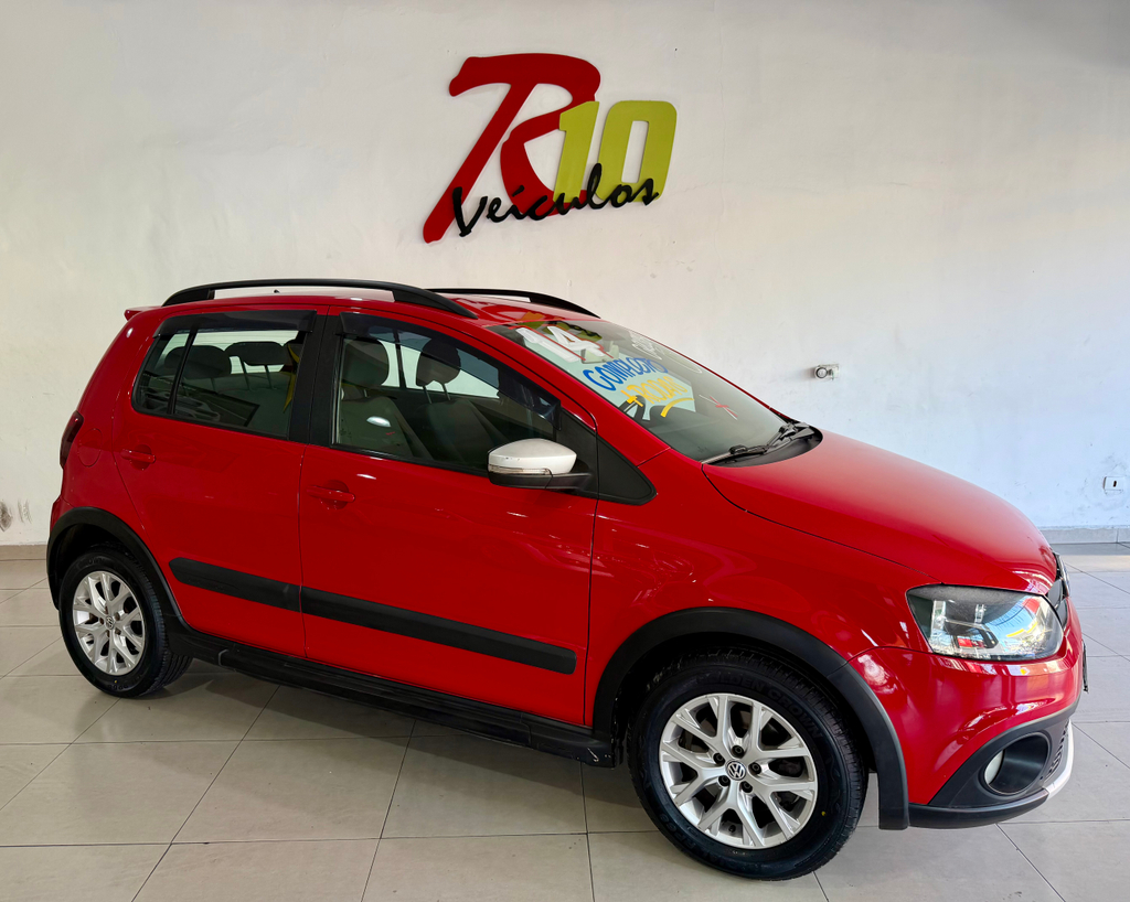 Volkswagen CrossFox Vermelho