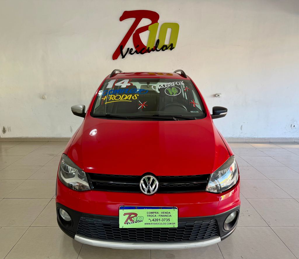 Volkswagen CrossFox Vermelho