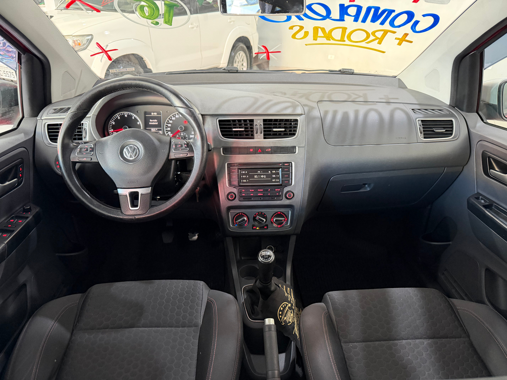 Volkswagen CrossFox Vermelho
