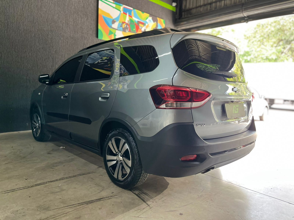Chevrolet Spin Prata