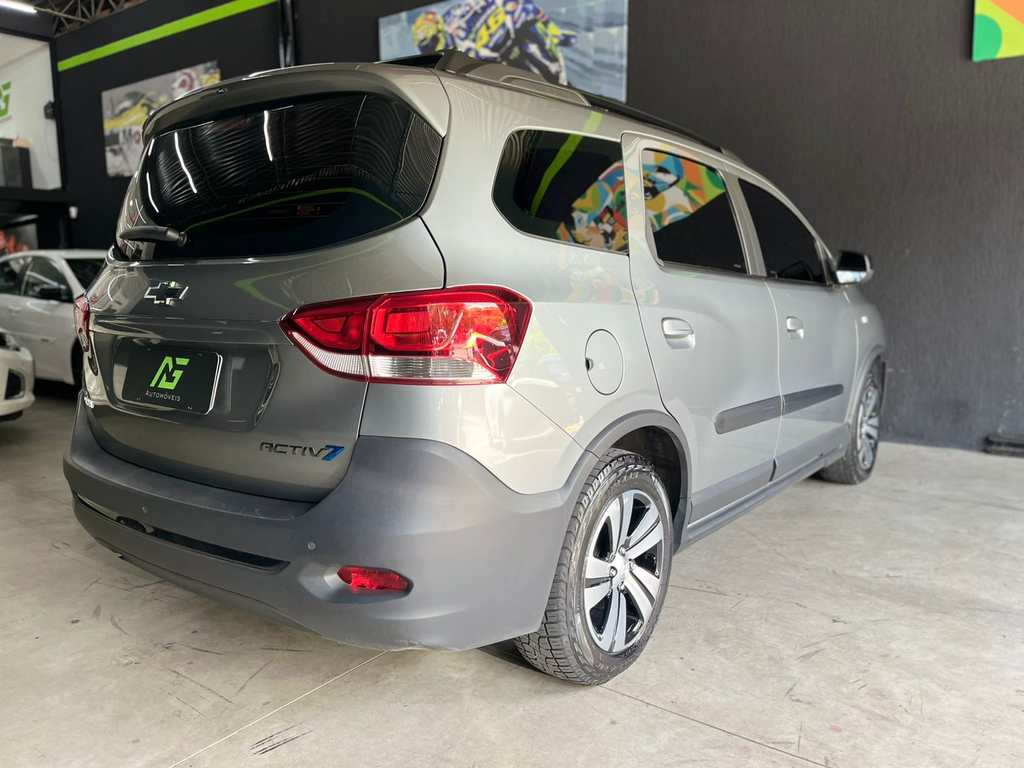 Chevrolet Spin Prata