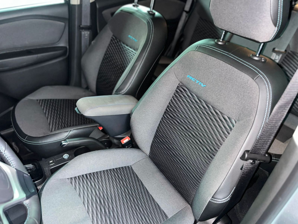 Chevrolet Spin Prata