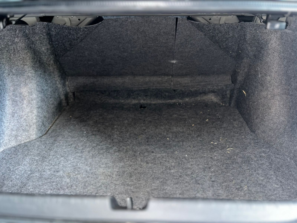 Honda City Cinza