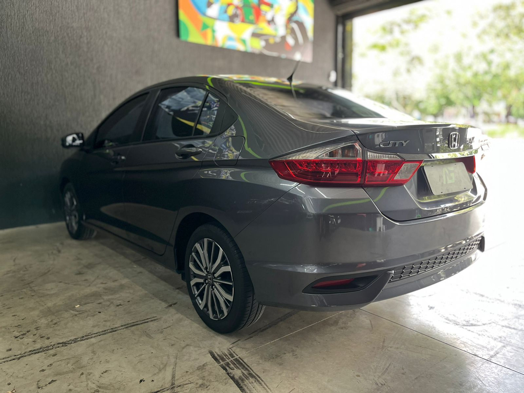 Honda City Cinza