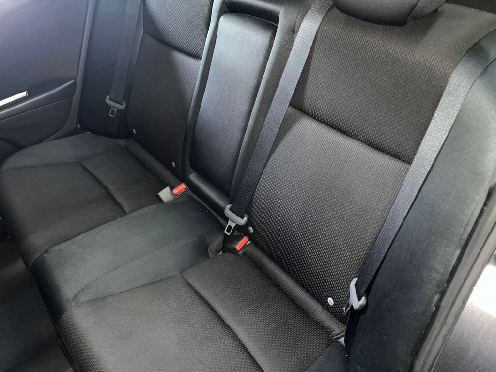Honda City Cinza