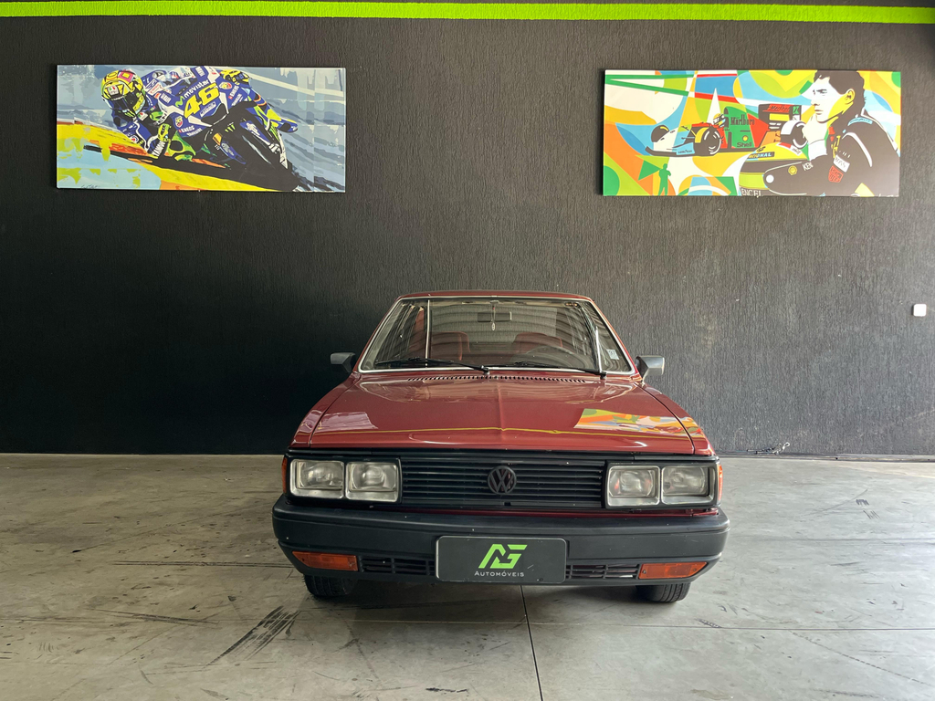 Volkswagen Passat Vermelho