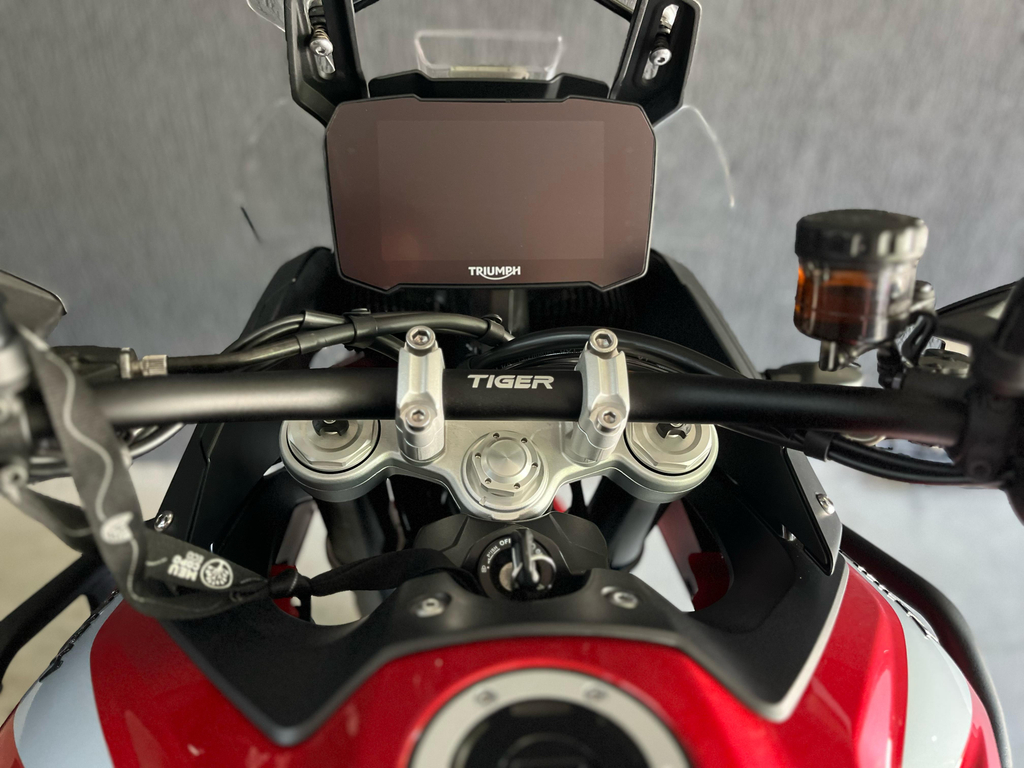 Triumph TIGER Vermelho