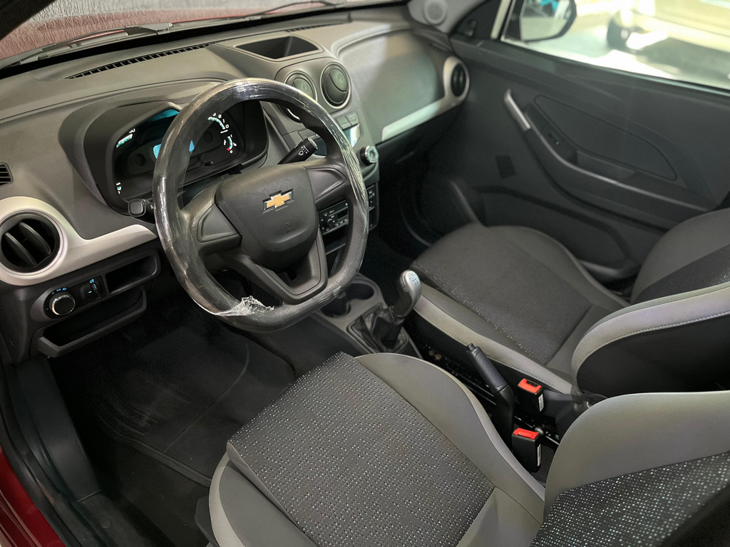 Chevrolet Montana Vermelho