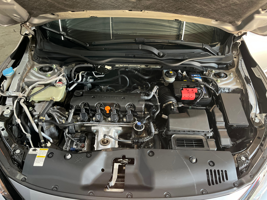 Honda Civic Sedan Prata
