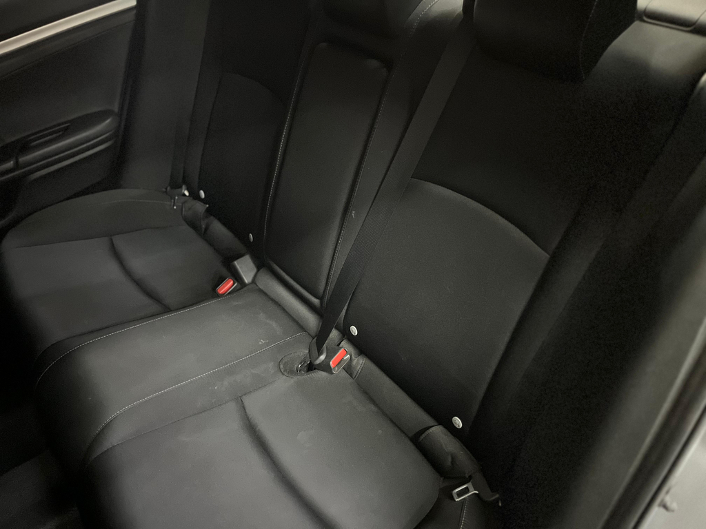 Honda Civic Sedan Prata