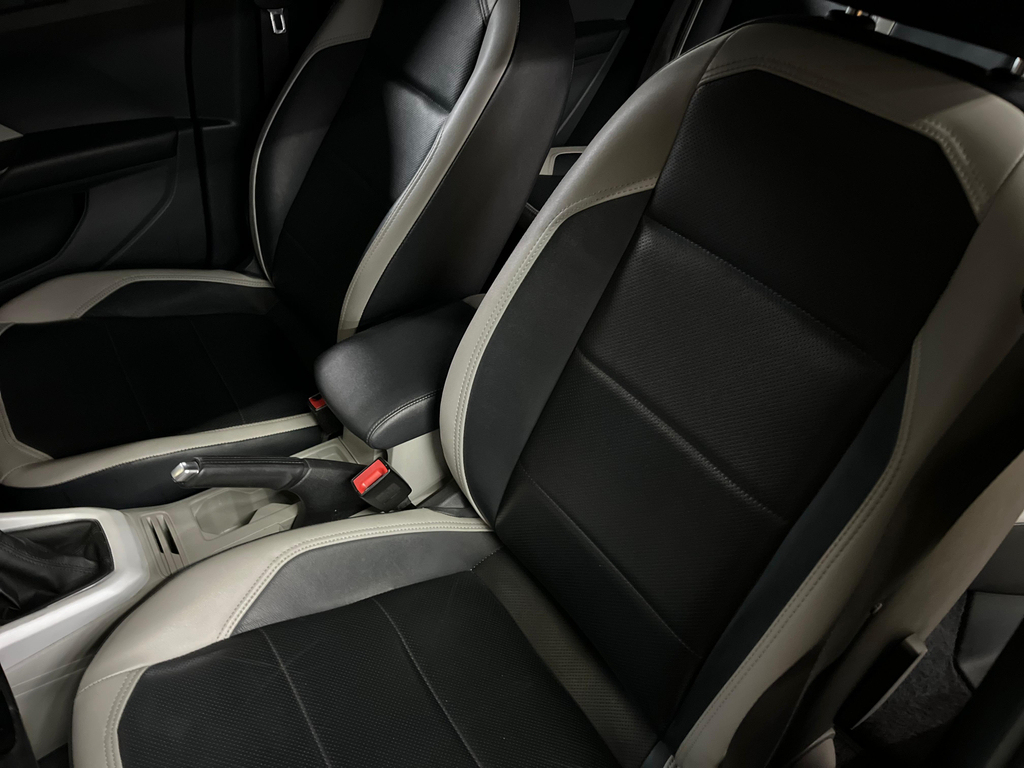 Volkswagen T-Cross Cinza