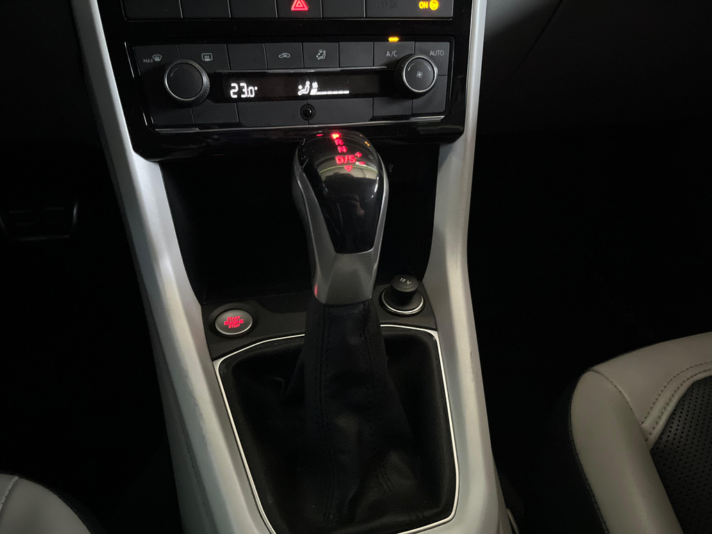 Volkswagen T-Cross Cinza