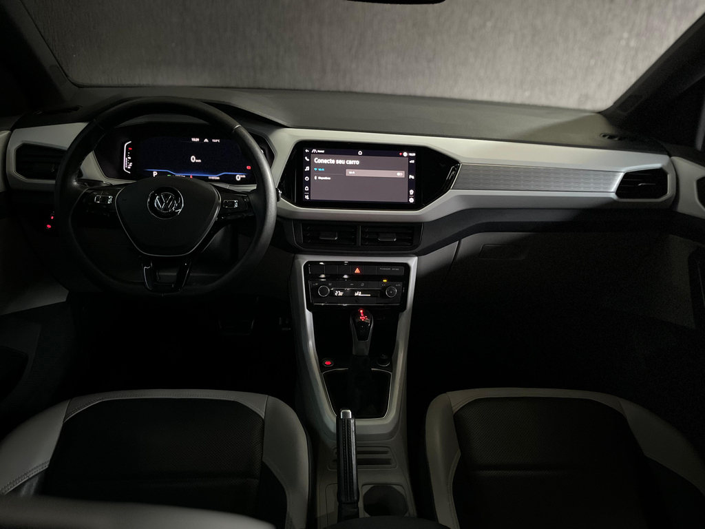 Volkswagen T-Cross Cinza