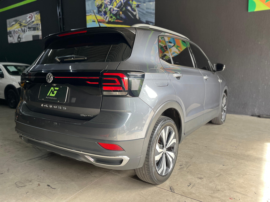 Volkswagen T-Cross Cinza